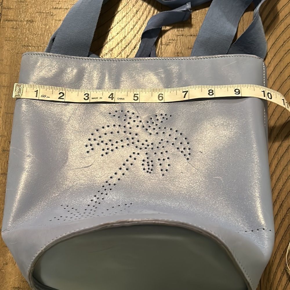 Vintage Tommy Bahama Punched Palm tree 🌴 Leather Purse RibbonStraps Periwinkle